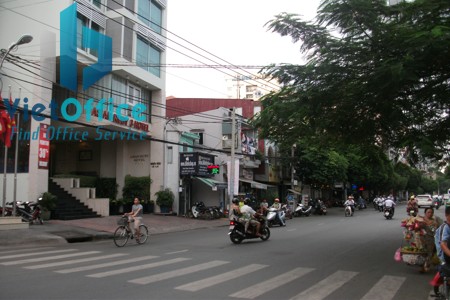 duong truoc building lucky star